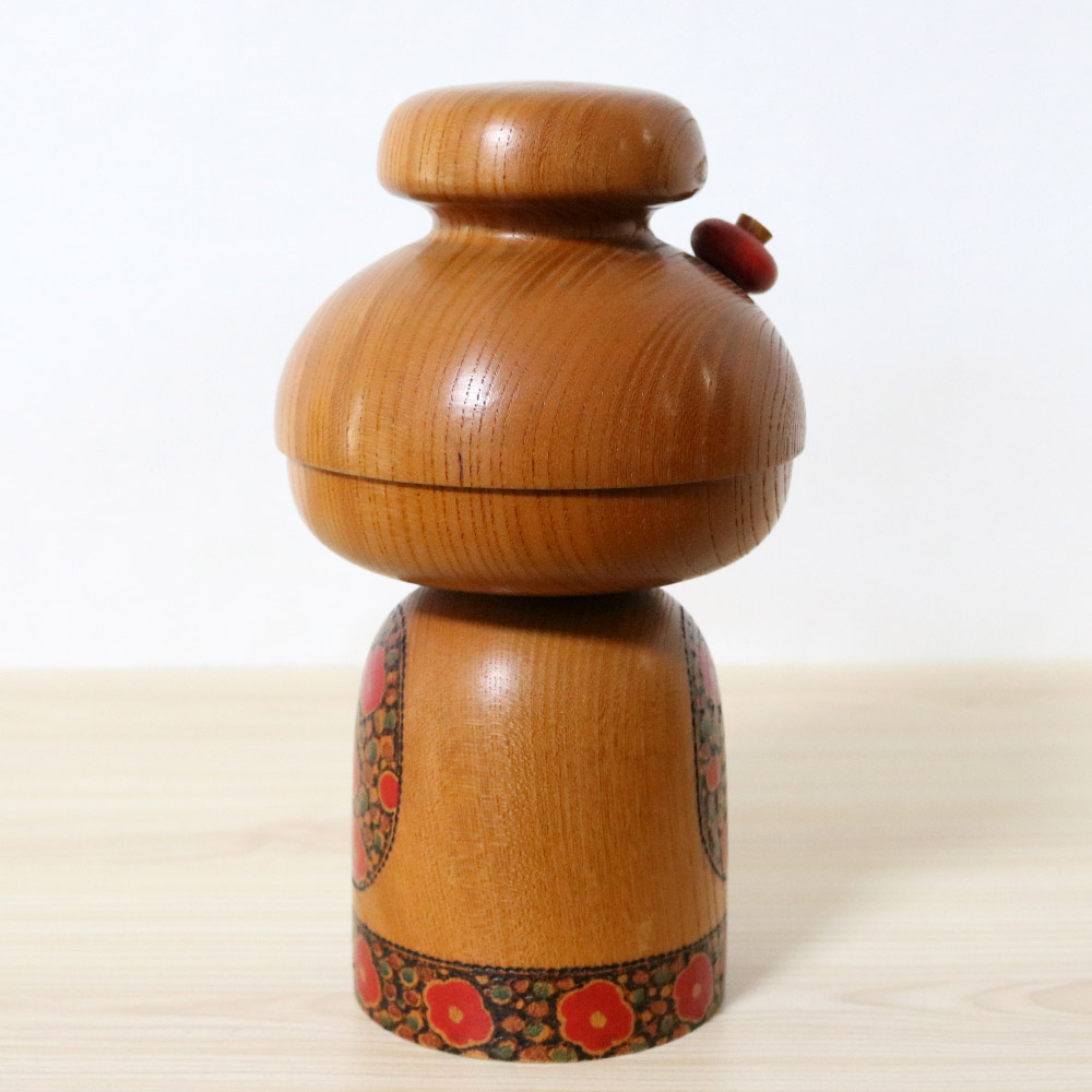 Kano Chiyomatsu Vintage Kokeshi Doll Flower Garden Back