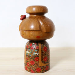Kano Chiyomatsu Vintage Kokeshi Doll Flower Garden Left