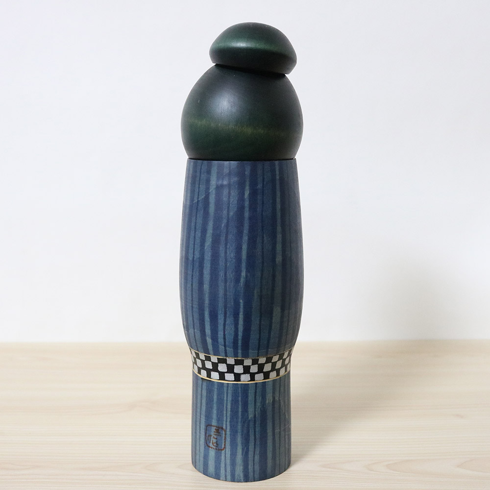 Sekiguchi Sansaku Vintage Japanese Kokeshi Doll Tsuya Back
