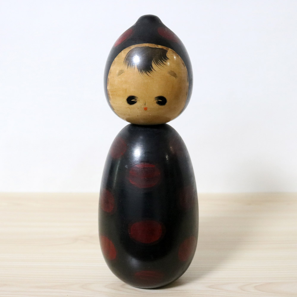 Watanabe Masao Vintage Kokeshi Doll Front