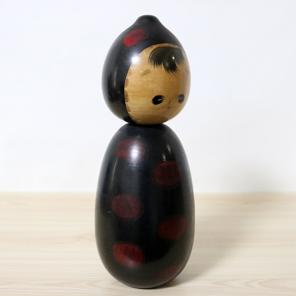 Watanabe Masao Vintage Kokeshi Doll Right
