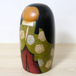 Kaoru Nozawa Kokeshi Doll Kisaragi Left