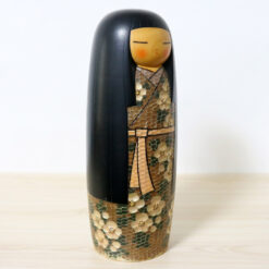 Kaoru Nozawa Kokeshi Doll Mountainside Right