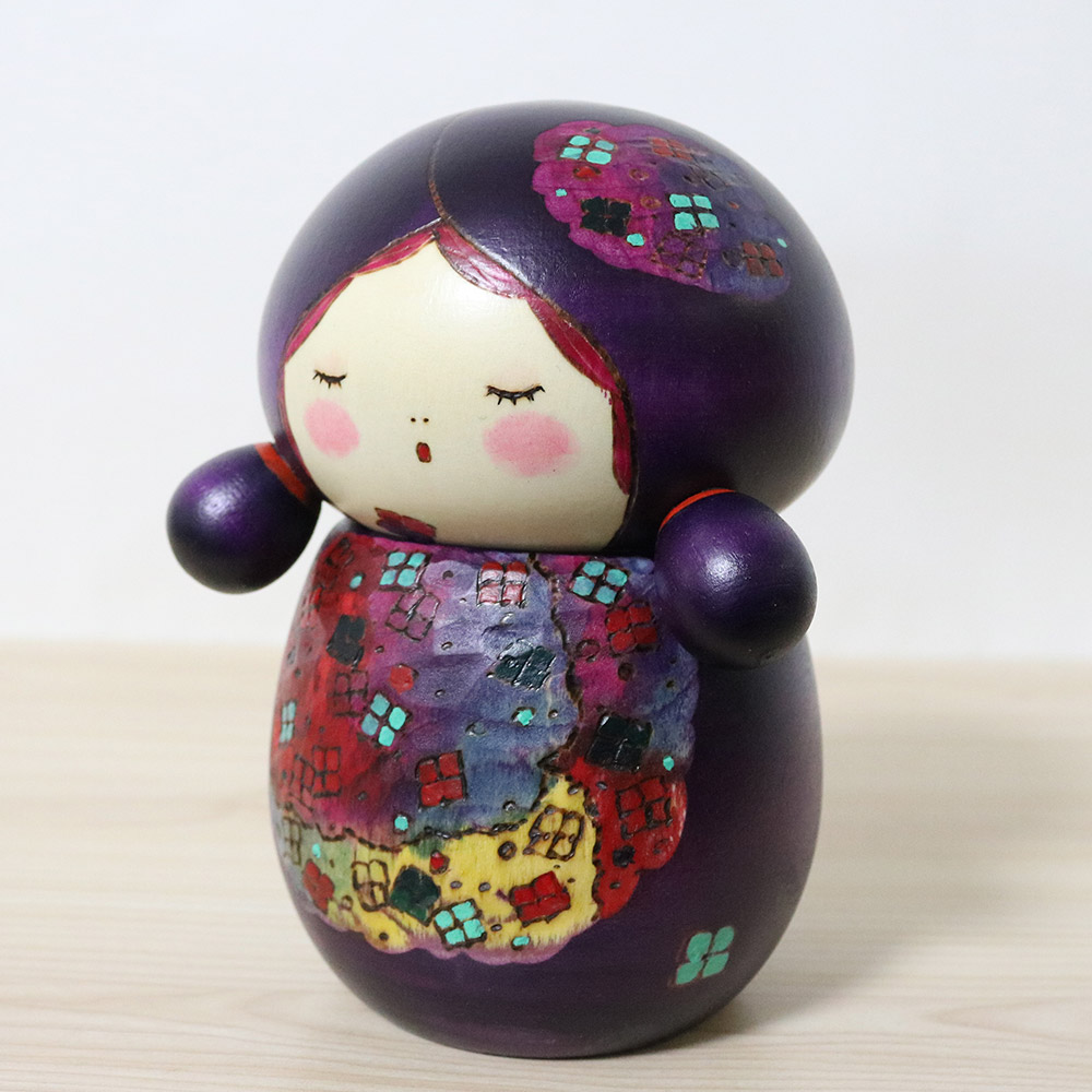 Sansaku Sekiguchi Ajisai Kokeshi Doll Left