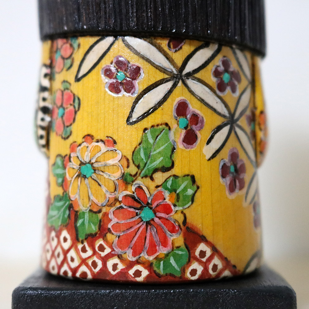 Yahagi Ichiko Creative Kokeshi Doll Hanasato Back Close Up