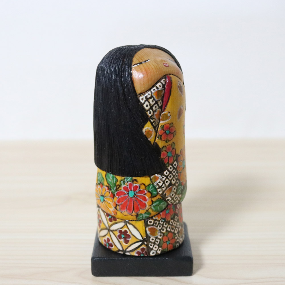 Yahagi Ichiko Creative Kokeshi Doll Hanasato Right