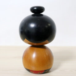 Kano Chiyomatsu Sosaku Kokeshi Doll Kabi Back