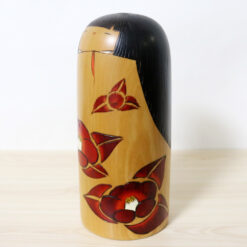 Usaburo Vintage Kokeshi Doll Camellia Left