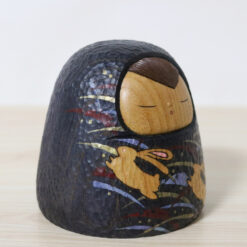 Watanabe Kunihiko Sosaku Kokeshi Doll Dreaming Right